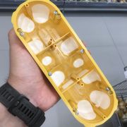 Коробка уст.скр.пр.3-местная КРК 64/3LD (г/к)